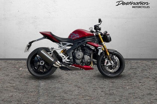 TRIUMPH SPEED TRIPLE 1200 RS