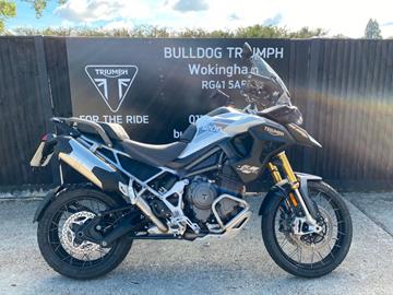 TRIUMPH TIGER 1200 RALLY PRO