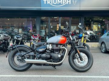 TRIUMPH BONNEVILLE BOBBER