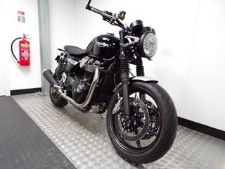 TRIUMPH SPEED TWIN 1200 