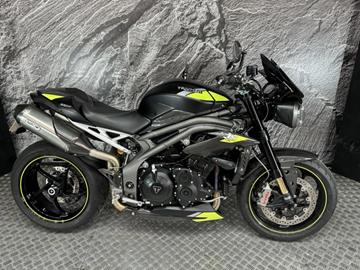 TRIUMPH SPEED TRIPLE 1050 RS