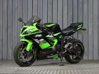 KAWASAKI ZX-6R