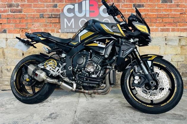 YAMAHA MT-10