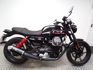 MOTO-GUZZI V7 SPECIAL 