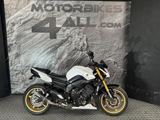 YAMAHA FZ8 