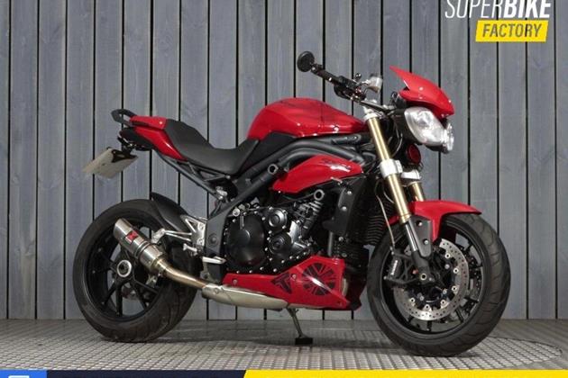 TRIUMPH SPEED TRIPLE 1050