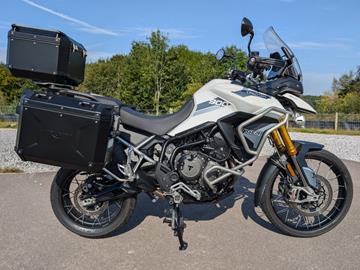 TRIUMPH TIGER 900 RALLY