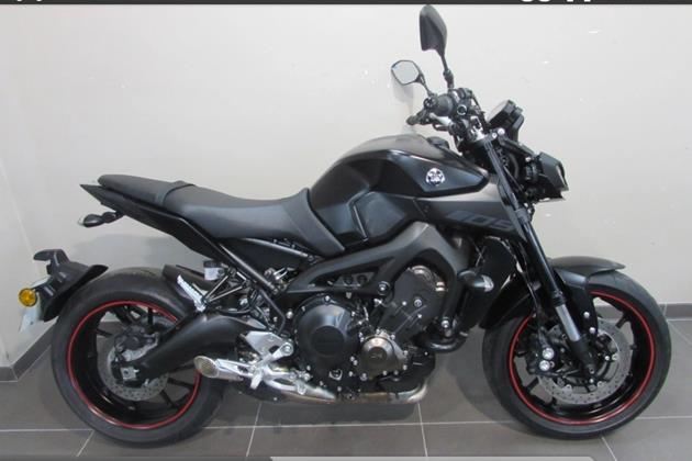 YAMAHA MT-09