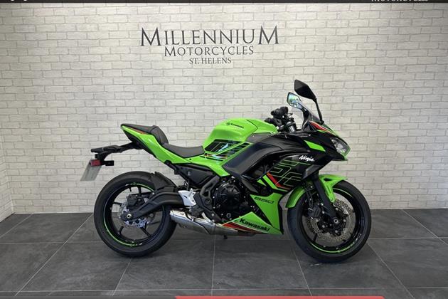 KAWASAKI NINJA 650