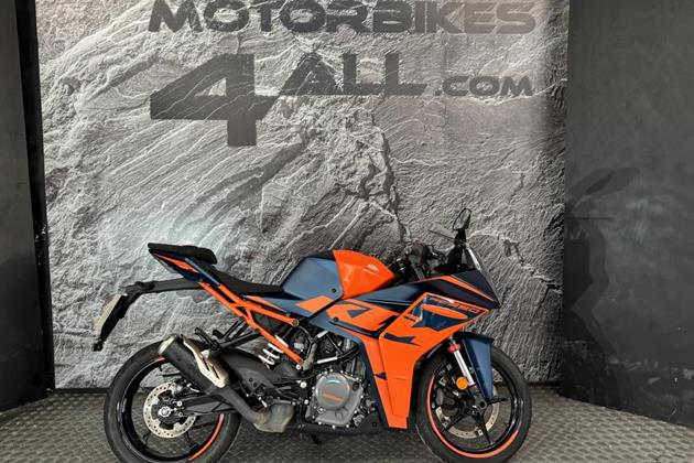 KTM RC390