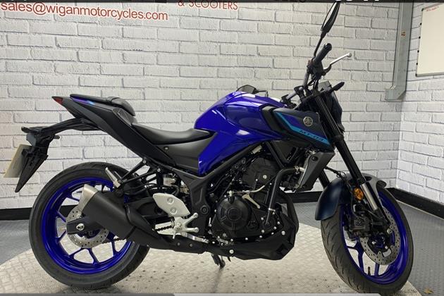 YAMAHA MT-03