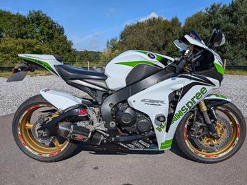 HONDA CBR1000RR FIREBLADE