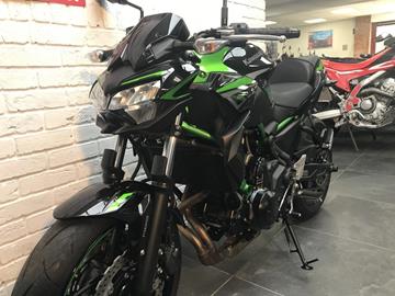 KAWASAKI Z650