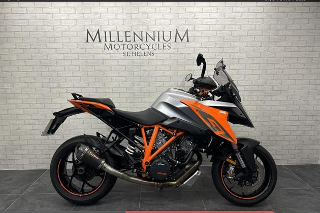 KTM 1290 SUPERDUKE GT