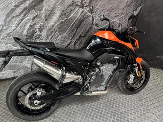 KTM 890 DUKE 