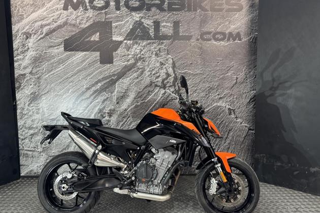 KTM 890 DUKE