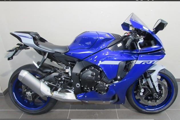 YAMAHA R1