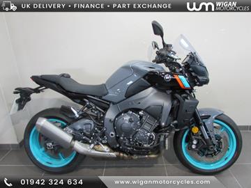 YAMAHA MT-10