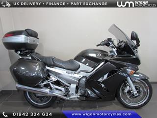 YAMAHA FJR1300 