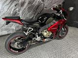 CBR1000RR FIREBLADE 