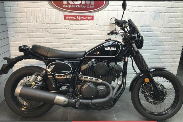 YAMAHA XV950