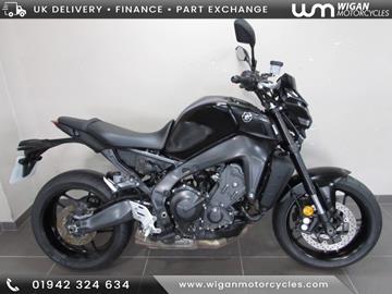 YAMAHA MT-09