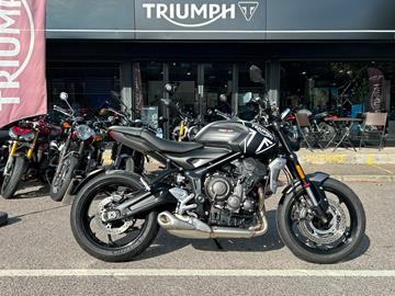 TRIUMPH TRIDENT 660