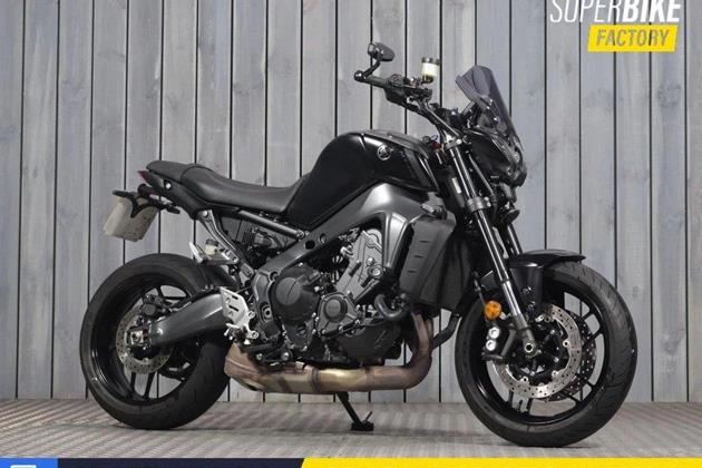 YAMAHA MT-09