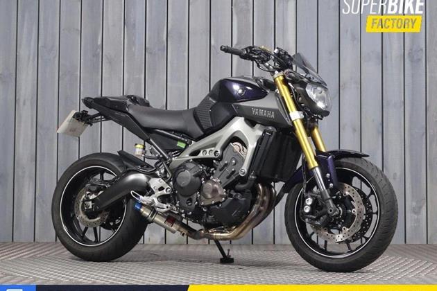 YAMAHA MT-09