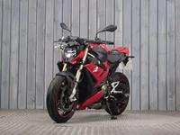 BMW S1000R