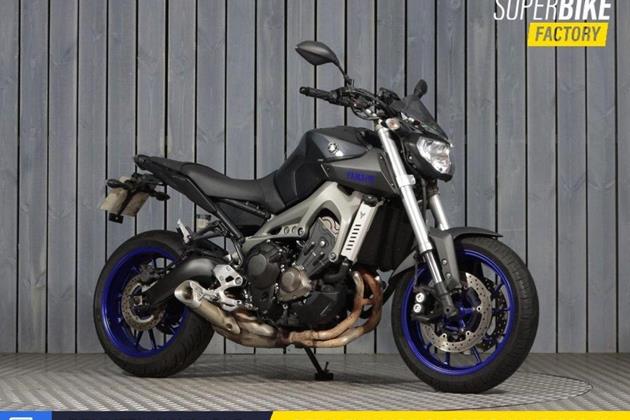 YAMAHA MT-09