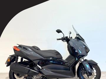 YAMAHA XMAX 300