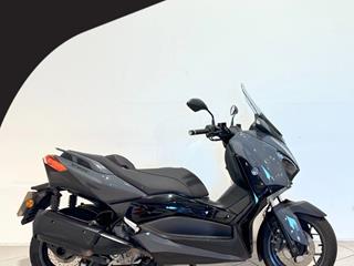 YAMAHA XMAX 300 