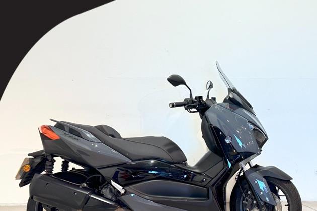 YAMAHA XMAX 300