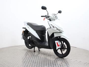 SUZUKI AH110 ADDRESS