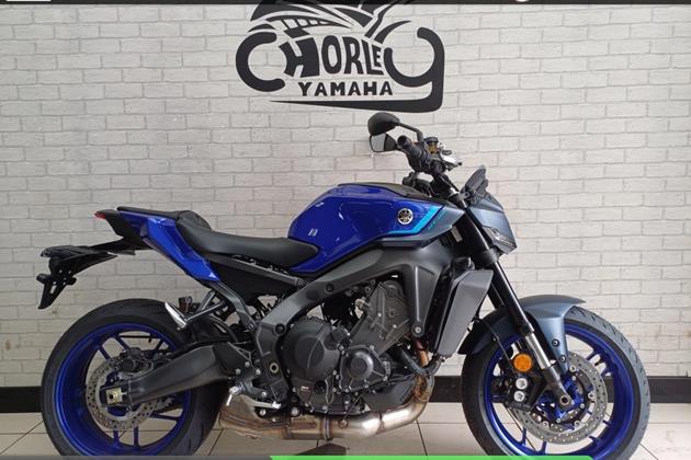 YAMAHA MT-09