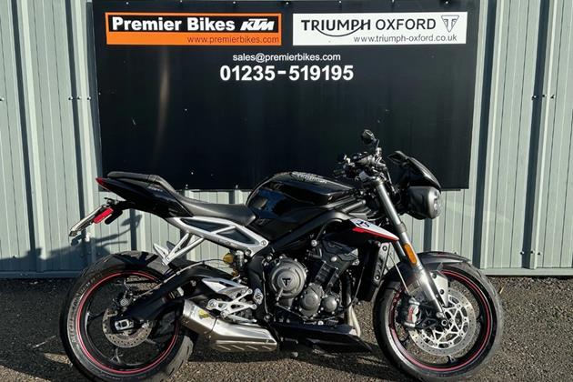 TRIUMPH STREET TRIPLE 765 RS