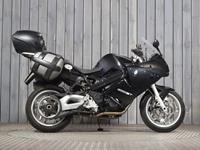 BMW F800ST