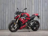 BMW S1000R