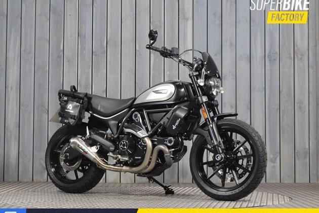 DUCATI SCRAMBLER 800