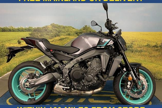 YAMAHA MT-09