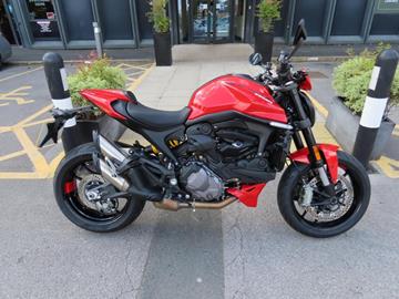 DUCATI MONSTER 937