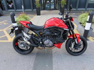 DUCATI MONSTER 937 