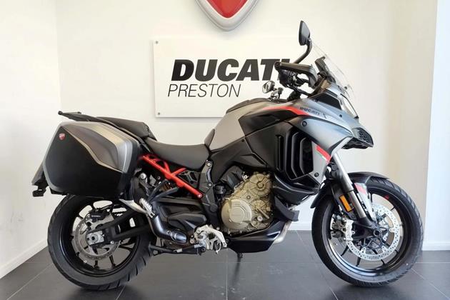 DUCATI MULTISTRADA V4S GRAND TOUR