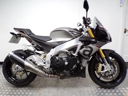 APRILIA TUONO V4 1100 RR