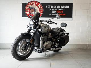 TRIUMPH SPEEDMASTER 1200 