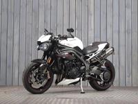 TRIUMPH SPEED TRIPLE 1050