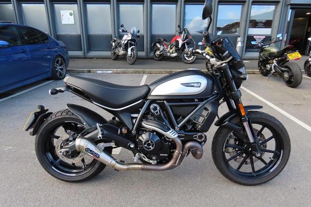 DUCATI SCRAMBLER 800