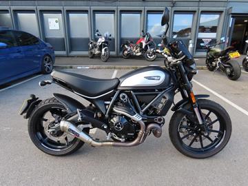 DUCATI SCRAMBLER 800