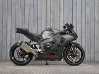 HONDA CBR1000RR FIREBLADE